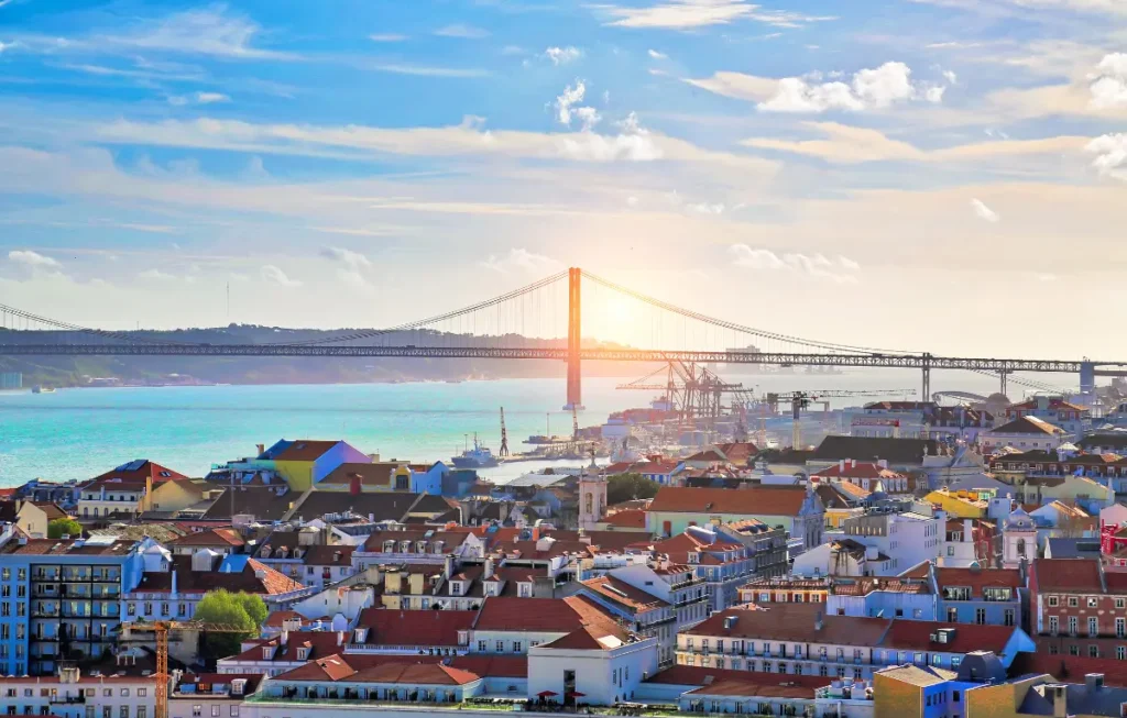 Como ir de Porto a Lisboa barato Saiba mais.