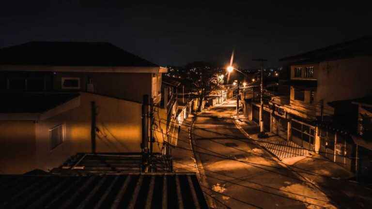 Avenida Maria Campos 698: Endereço, Localização e Informações