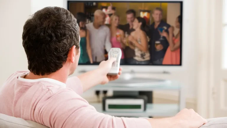 Como transformar TV antiga em Smart TV